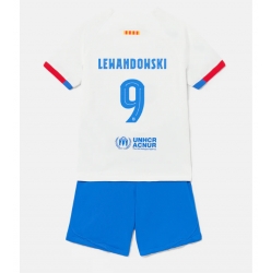 Fotbollsset Barn Barcelona Robert Lewandowski #9 Bortatröja 2023-24 Mini-Kit Kortärmad (+ korta byxor)