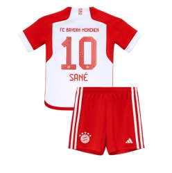 Fotbollsset Barn Bayern Munich Leroy Sane #10 Hemmatröja 2023-24 Mini-Kit Kortärmad (+ korta byxor)