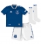 Fotbollsset Barn Everton Ashley Young #18 Hemmatröja 2023-24 Mini-Kit Kortärmad (+ korta byxor)
