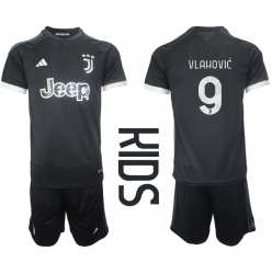 Fotbollsset Barn Juventus Dusan Vlahovic #9 Tredje Tröja 2023-24 Mini-Kit Kortärmad (+ korta byxor)