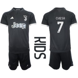 Fotbollsset Barn Juventus Federico Chiesa #7 Tredje Tröja 2023-24 Mini-Kit Kortärmad (+ korta byxor)