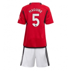 Fotbollsset Barn Manchester United Harry Maguire #5 Hemmatröja 2023-24 Mini-Kit Kortärmad (+ korta byxor)