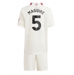 Fotbollsset Barn Manchester United Harry Maguire #5 Tredje Tröja 2023-24 Mini-Kit Kortärmad (+ korta byxor)
