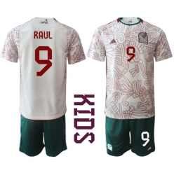 Fotbollsset Barn Mexiko Raul Jimenez #9 Bortatröja VM 2022 Mini-Kit Kortärmad (+ korta byxor)