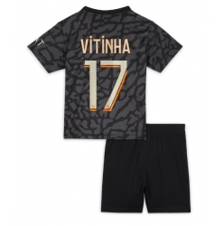 Fotbollsset Barn Paris Saint-Germain Vitinha Ferreira #17 Tredje Tröja 2023-24 Mini-Kit Kortärmad (+ korta byxor)