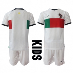 Fotbollsset Barn Portugal Bortatröja VM 2022 Mini-Kit Kortärmad (+ korta byxor)