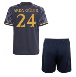 Fotbollsset Barn Real Madrid Arda Guler #24 Bortatröja 2023-24 Mini-Kit Kortärmad (+ korta byxor)