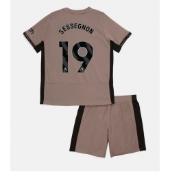 Fotbollsset Barn Tottenham Hotspur Ryan Sessegnon #19 Tredje Tröja 2023-24 Mini-Kit Kortärmad (+ korta byxor)