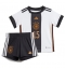 Fotbollsset Barn Tyskland Niklas Sule #15 Hemmatröja VM 2022 Mini-Kit Kortärmad (+ korta byxor)
