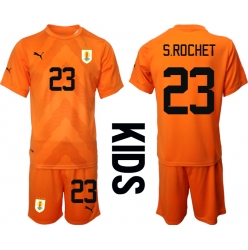 Fotbollsset Barn Uruguay Sergio Rochet #23 Målvakt Bortatröja VM 2022 Mini-Kit Kortärmad (+ korta byxor)